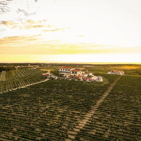 Wine Residence Cattunar Бртонигла Экстерьер фото