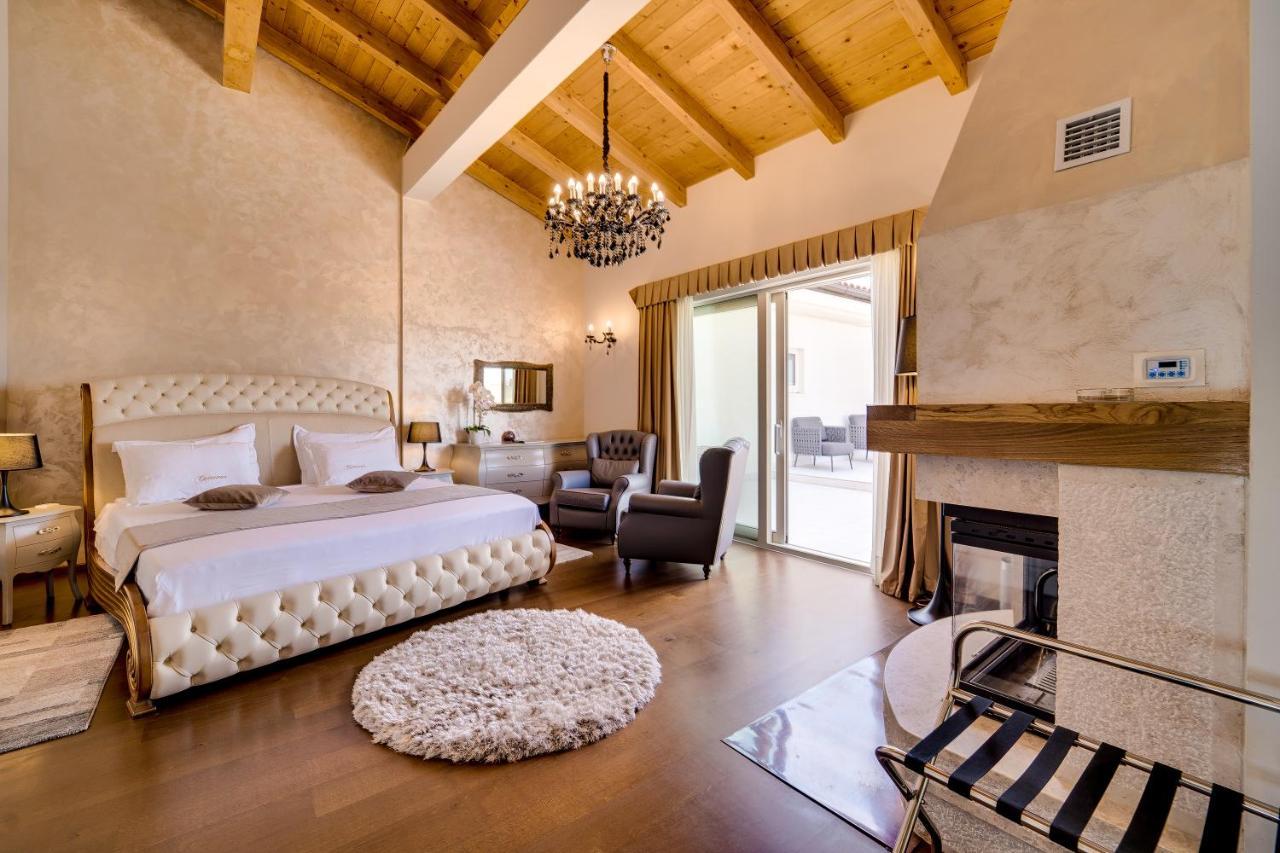 Wine Residence Cattunar Бртонигла Экстерьер фото