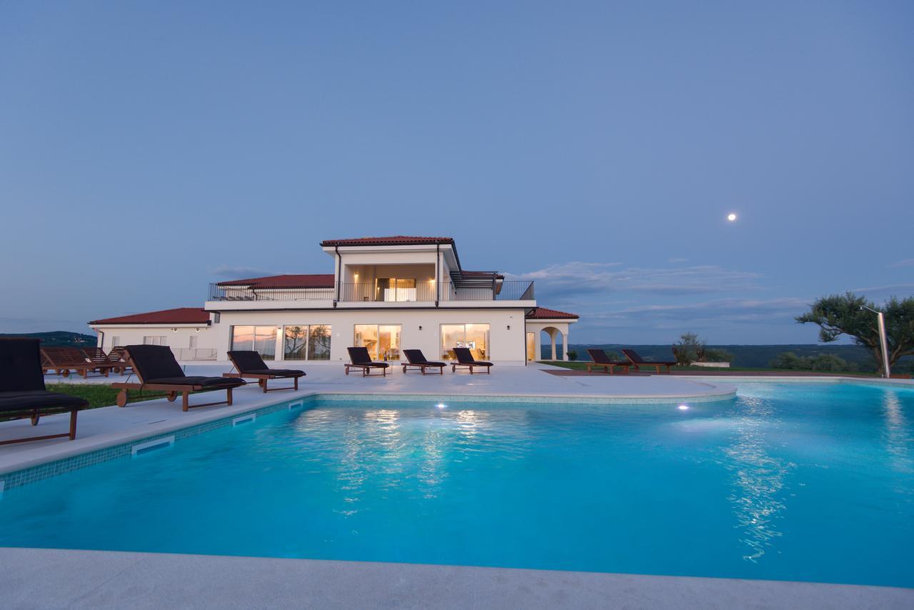 Wine Residence Cattunar Бртонигла Экстерьер фото
